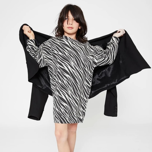 Mini Lucy Dress - Picture 3 of 7